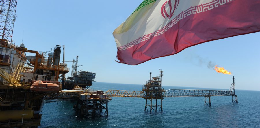 Кибератаки могли вызвать взрывы на нефтяных заводах в Иране
