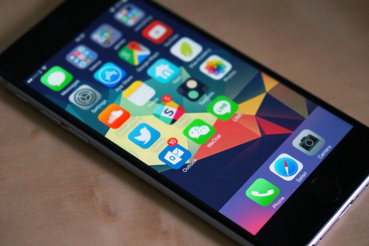 iPhone-6s-iOS-9.2-iOS-8.1-iOS-8.2-iOS-3-iOS-8.4-Apple-Russia-Store-iOS ...