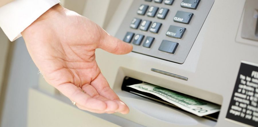 Россиянин помог украсть свыше 600000 долларов из банкоматов Беларуси