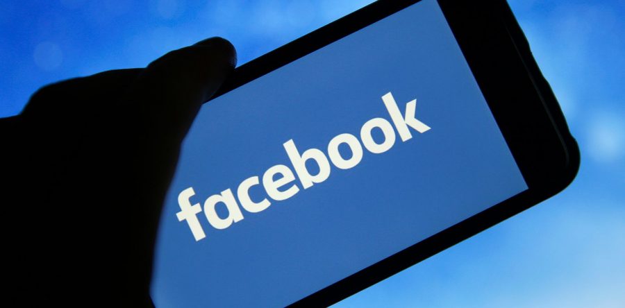 Компания Facebook заявила, что китайские хакеры использовали ее платформу, чтобы заразить устройства пользователей